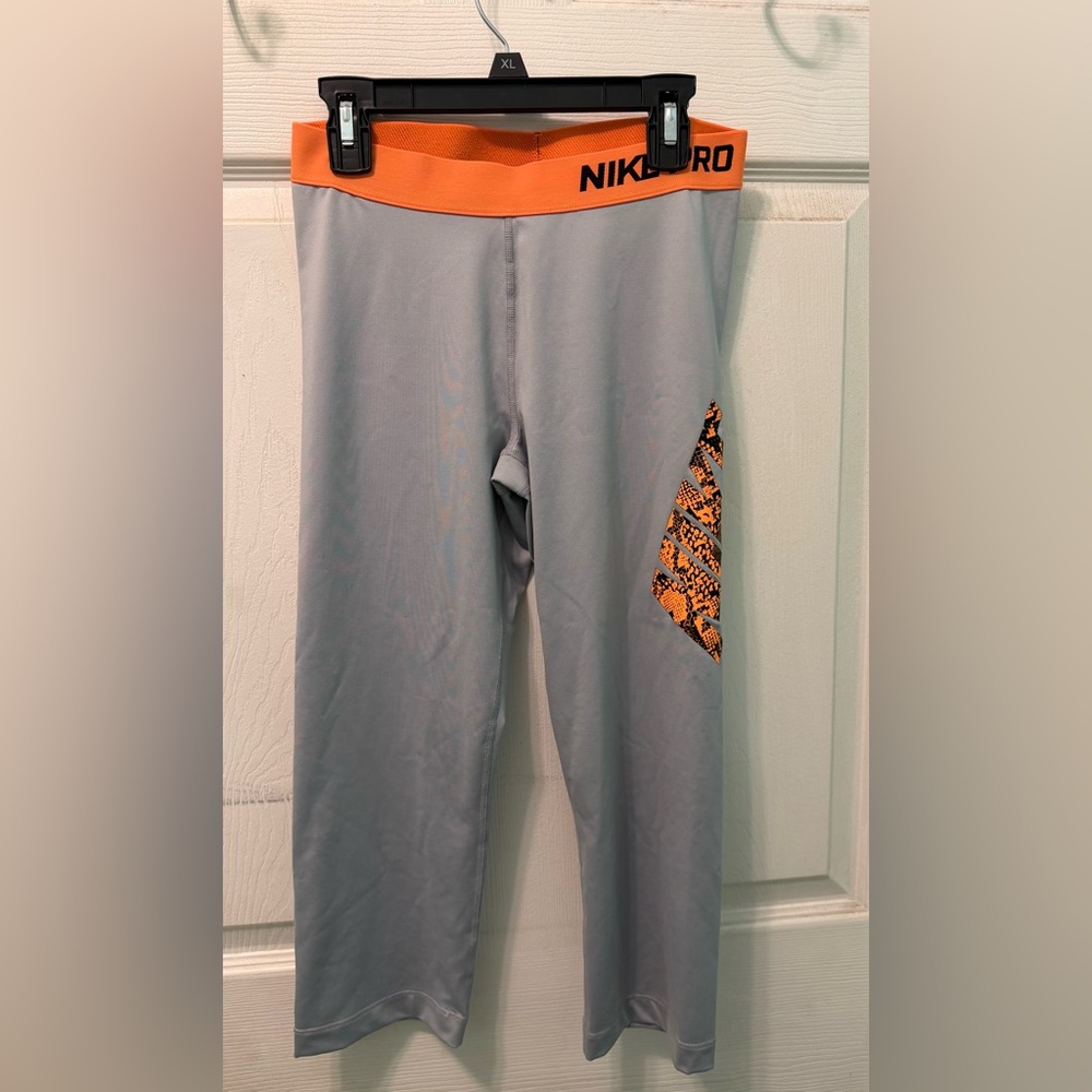 Nike womens leggings